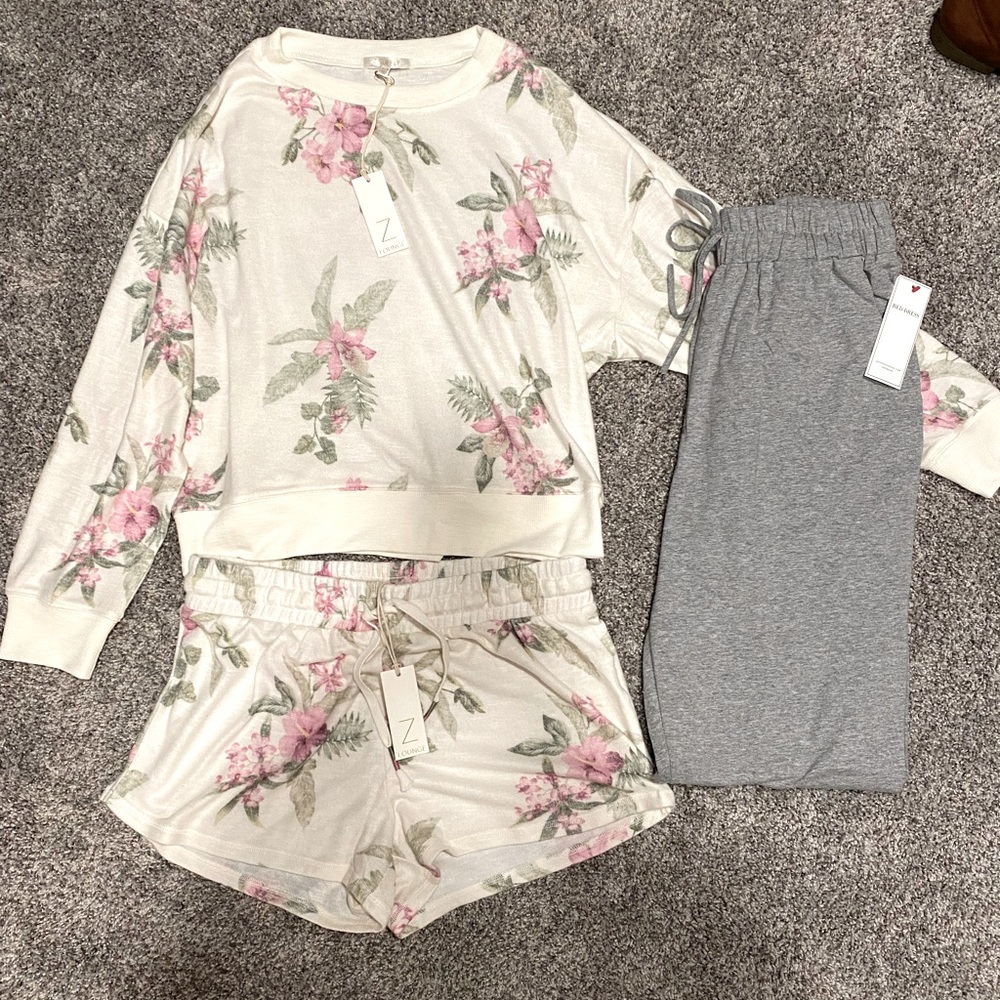NWT Z Supply floral lounge set
